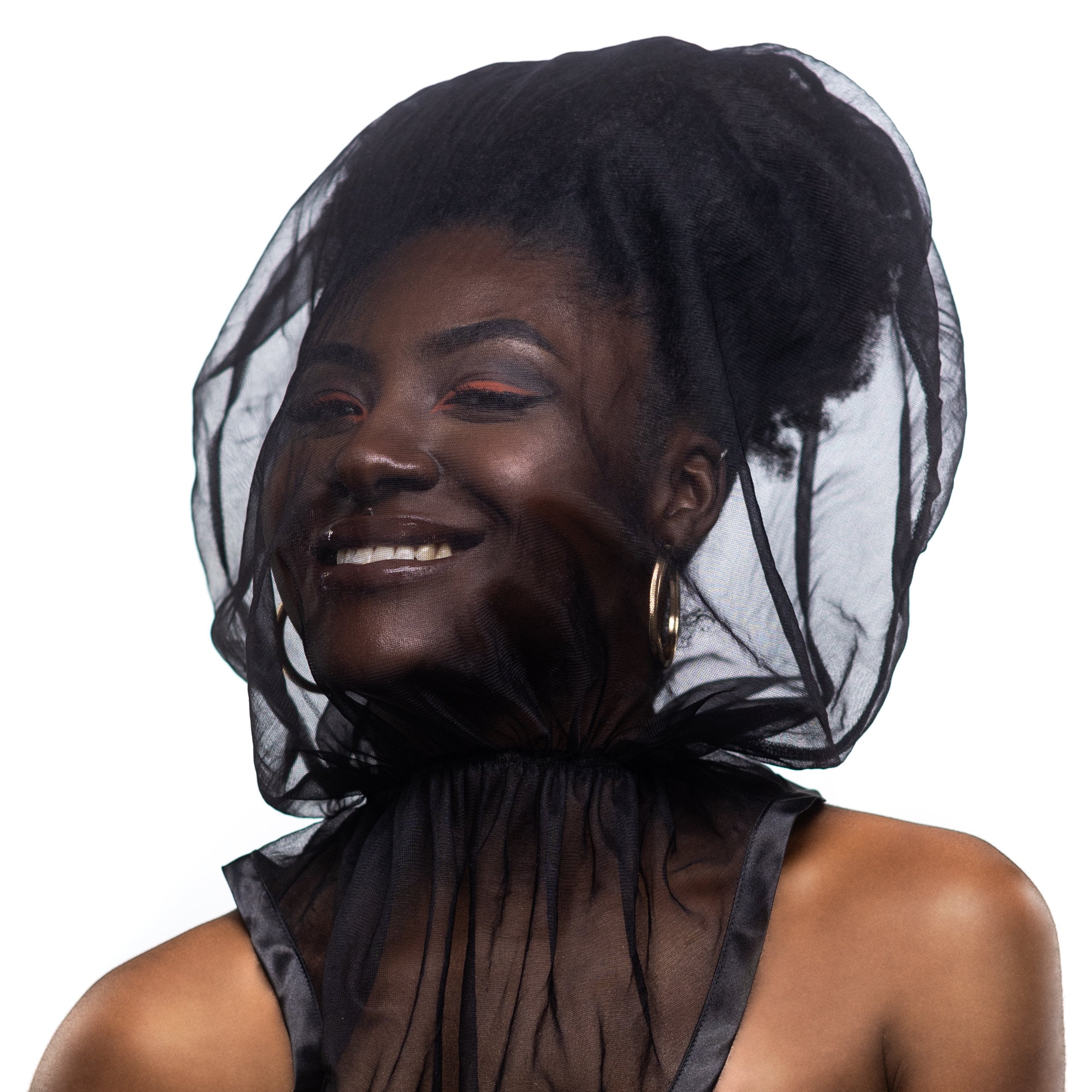 Oveil Makeup Protector - Includes Velvet Pouch- Clothing Stain Guard - Protects Face and Hair